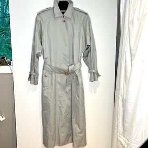 Burberry Sz 12L Vintage Burberrys Gray Trench Coat With Wool Zip Out Lining